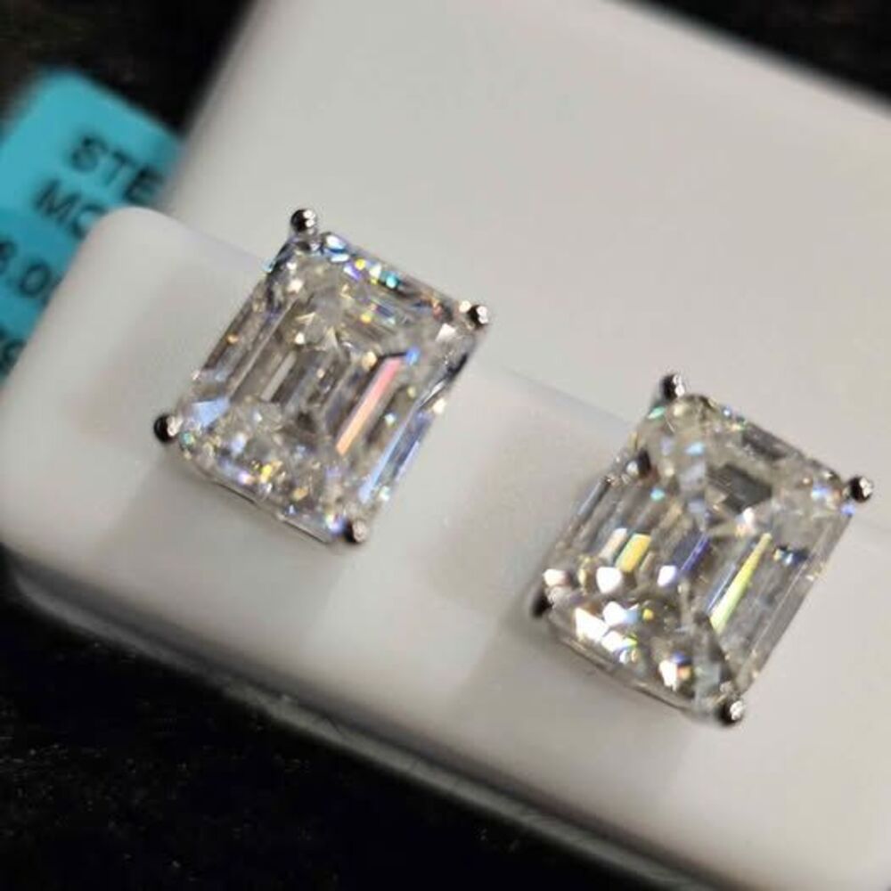 8.0CTW Moissanite earrings in 925 sterling silver
